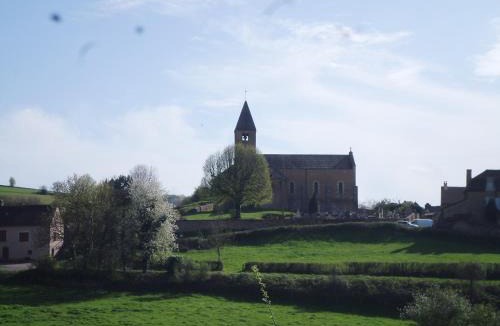La Chapelle-sous-Brancion Bed & Breakfast | Les Marronniers