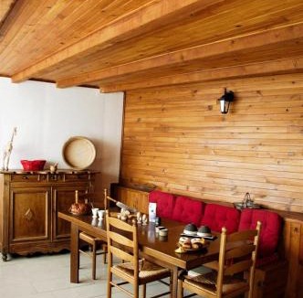 La Chapelle-en-Lafaye House | les natur'elles