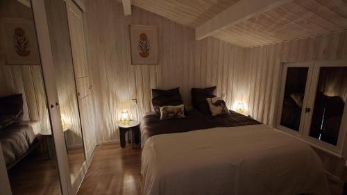 Metabief Ski Chalet | Les pagotins de Garance, Chalet Jura 39, avec sauna panoramique, Meublé classé 4 étoiles
