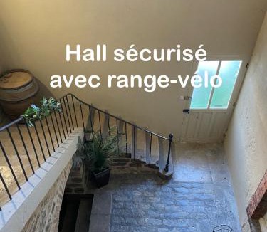 Digoin Apartment | Les Pichies, T2 Julia, centre ville.