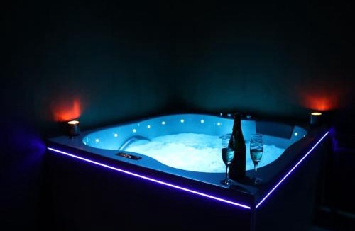Lichtenberg Apartment | Les Secrets du Château - Love Room