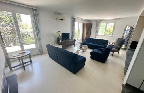 Soyons Villa | Les Thermes - Grande Villa 6 personnes avec piscine dans un cadre verdoyant