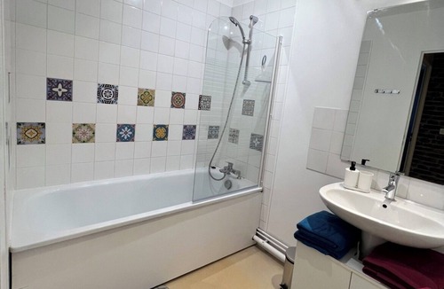Perigord Apartment | Les Ulis beautiful fully equipped 2-room apartment