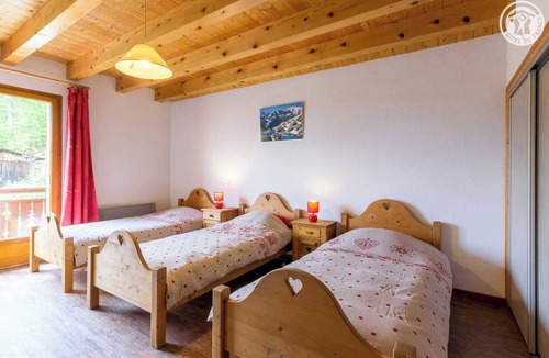 Pallud House | LES VERGERS DE BERMOND
