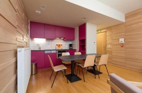 Paroisse Saint-Walburge House | Les Woodies