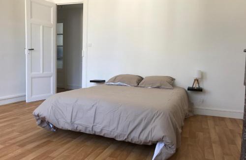 Lorient Apartment | Lesage 2