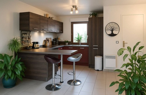 Petit-Ivry House | Like in the country, house 5 min from Paris 13 terrace, garden and barbecue!