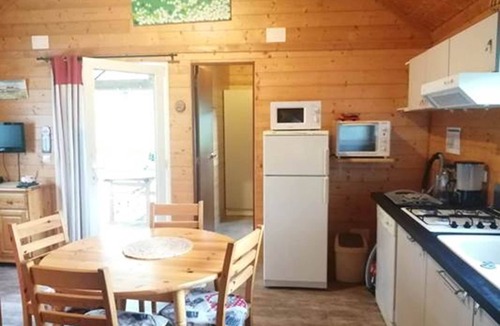 Bassignac Ski Chalet | Lilie's Chalet, a farm stay