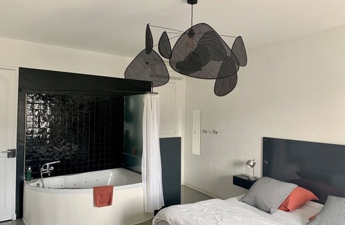 Methamis House | Lilly Room at Metafort