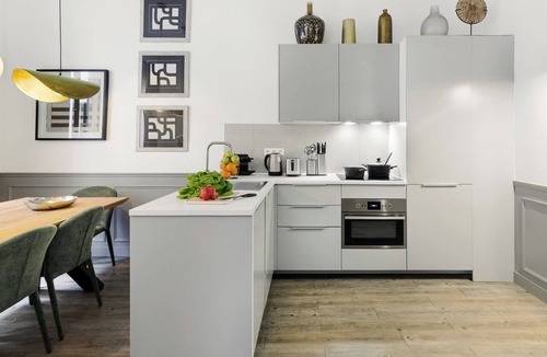 Quartier de la Porte-Saint-Denis Apartment | LivinParis | Luxury AC 4 Bedrooms Opera I