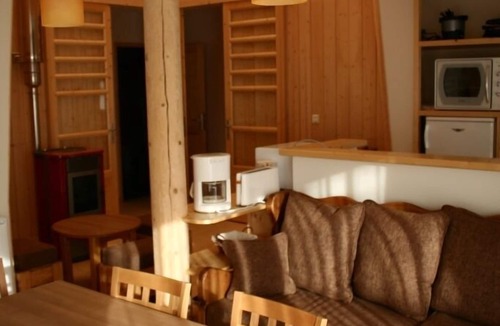 Prenovel Ski Chalet | Location chalet bois Les Loges du Jura