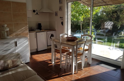 Mazan House | Location de Charme - SPA Extérieur - Clim - at the foot of Mont Ventoux