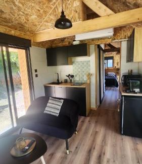 Villeneuve-sous-Pymont House | Lodge du Château de Feschaux