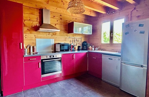 Bonlieu Ski Chalet | Log cabin in the heart of the Pays des Lacs 6 pers
