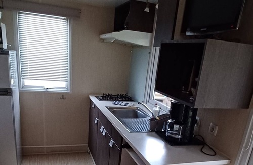 Saint-Cassien House | Logement à la Campagne Près du Centre Ville. Wifi Parking Gratuit