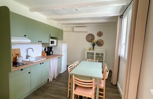 La Roque-sur-Pernes House | Logement avec terrasse et piscine n°7