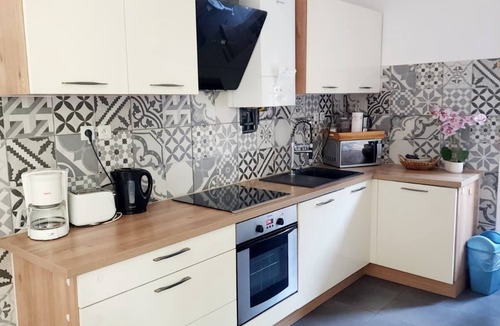 Besancon Old Town Apartment | Logement Entier : Appartement en Résidence