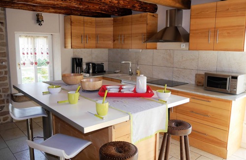 Uzemain House | LOGIS DE CHARME 4 épis gites france + INDOOR SWIMMING POOL APRIL TO END OF OCTOBER