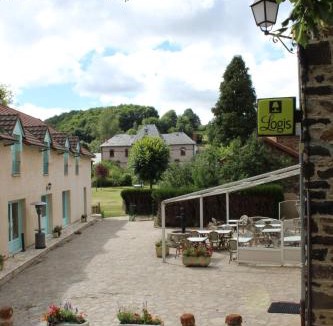 Saint-Poncy Hotel | Logis Hôtel Auberge de l'Allagnonette