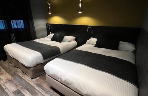 Mantry Hotel | Logis Hôtel La Fontaine