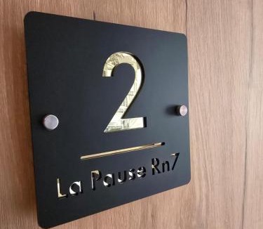 La Coucourde Hotel | Logis Hôtels Restaurant La Pause Rn7 Montélimar Nord