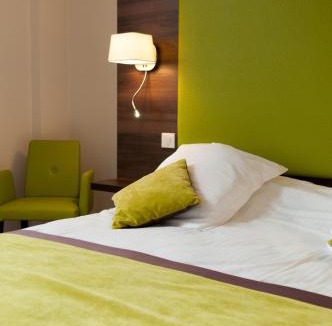 Lons-le-Saunier Hotel | Logis Hotel du Parc-Restaurant - Le Rouget de Lisle