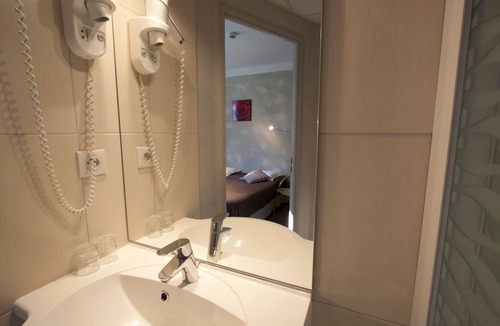 Le Val-d'Ajol Hotel | Logis Hotel la Résidence