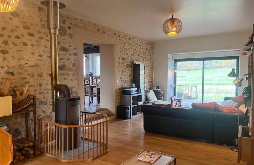 Saint-Martin-du-Puy House | Longère rénovée en pleine nature