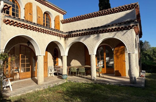 Annonay House | Los Arcos