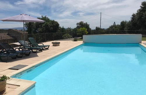 L'Isle-sur-la-Sorgue Apartment | Lou Recati La Ribelle En Provence