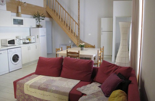 Sainte-Colombe Bed & Breakfast | Loucardalines