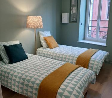 Louhans Apartment | LOUHANS Les Petites Arcades avec ses deux appartements coté Arcades et coté cour