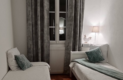Le Deschaux House | Louis & Fina Casa Dans le Jura