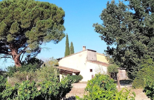 Caromb Cabin | Louise's Cabanon "Between vineyards and Mt Ventoux