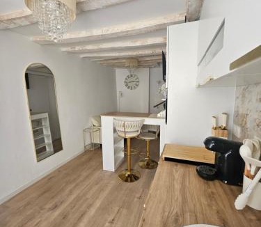 Pouilly-sur-Loire House | Love Nest