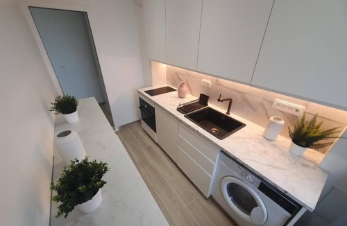 Le Kremlin-Bicetre Apartment | Love Paris
