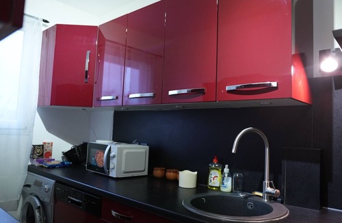 Rosny-sous-Bois Apartment | Lovely 2-room apartment near Paris. Spacious. RER E, line 11. A3 and 86.