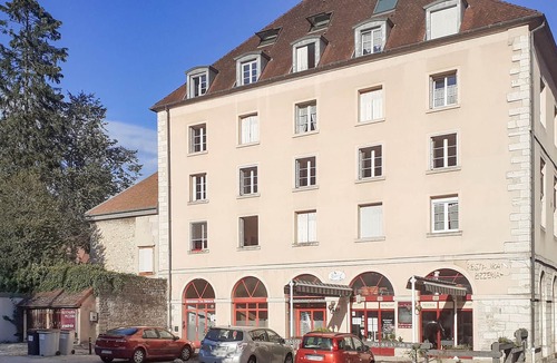 Salins-les-Bains Apartment | Lovely apartment in Salins-les-Bains