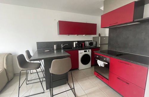 Saint-Nazaire-le-Desert House | Lovely equipped village house