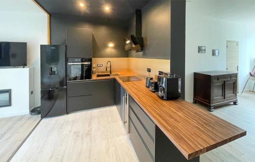 Menglon House | Lovely Home In Menglon With Wifi