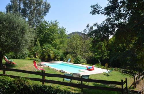 Pont-de-Labeaume House | Lovely house with grass garden, shared swimmingpool, next to the river Ardèche