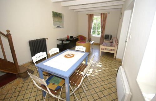 Pont-de-Labeaume House | Lovely house with grass garden, shared swimmingpool, next to the river Ardèche