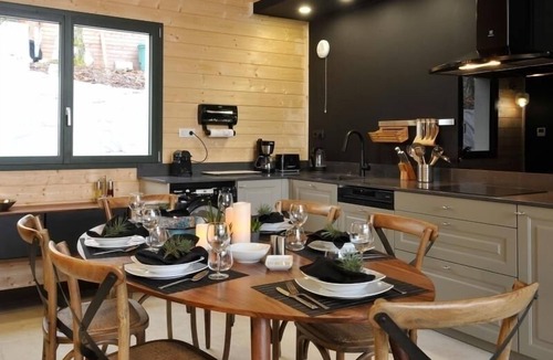 Voinemont Cottage | Luxurious Eco-friendly Retreat—Spa, Designer Decor, Near Nancy