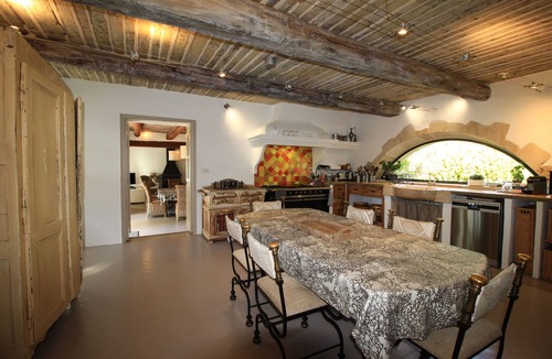 Taillades House | Luxury estate in Provence 14 people in a quiet area