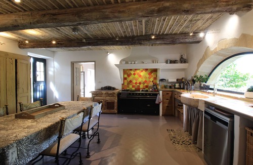 Taillades House | Luxury estate in Provence 14 people in a quiet area