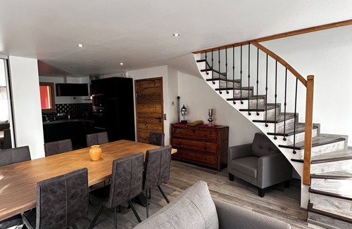 Aigueblanche Ski Chalet | Luxury spa chalet with pool & games room