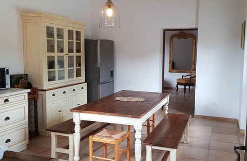 La Roque-sur-Pernes Villa | LUXURY VILLA 300 M2 - 4 ROOMS IN MOUNTAINS OF VAUCLUSE TRUFFLE DISCOVERY
