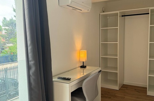 Antony Villa | Luxury Villa Near Paris 6 Private Suites Cinema Room Fireplace Sleeps 10+