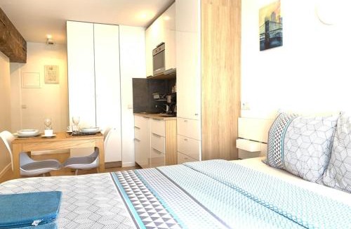 Quartier Centre Ville Apartment | M11 Le vieux MassyRER600mOrly20 minNetflixNeuf