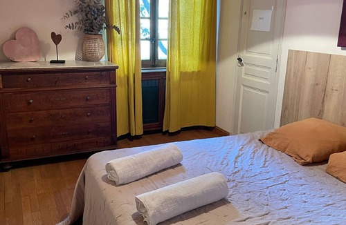 Saint-Hippolyte-le-Graveyron House | Mas provençal 12 pers with swimming pool - vineyard view - Mont Ventoux